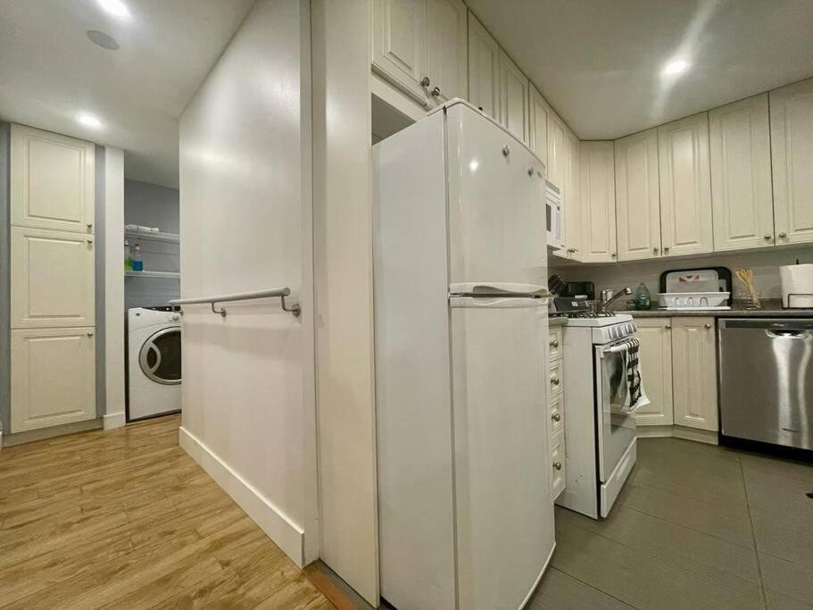 נורת וונקובר Westview Vacation Rental - Two Br House מראה חיצוני תמונה
